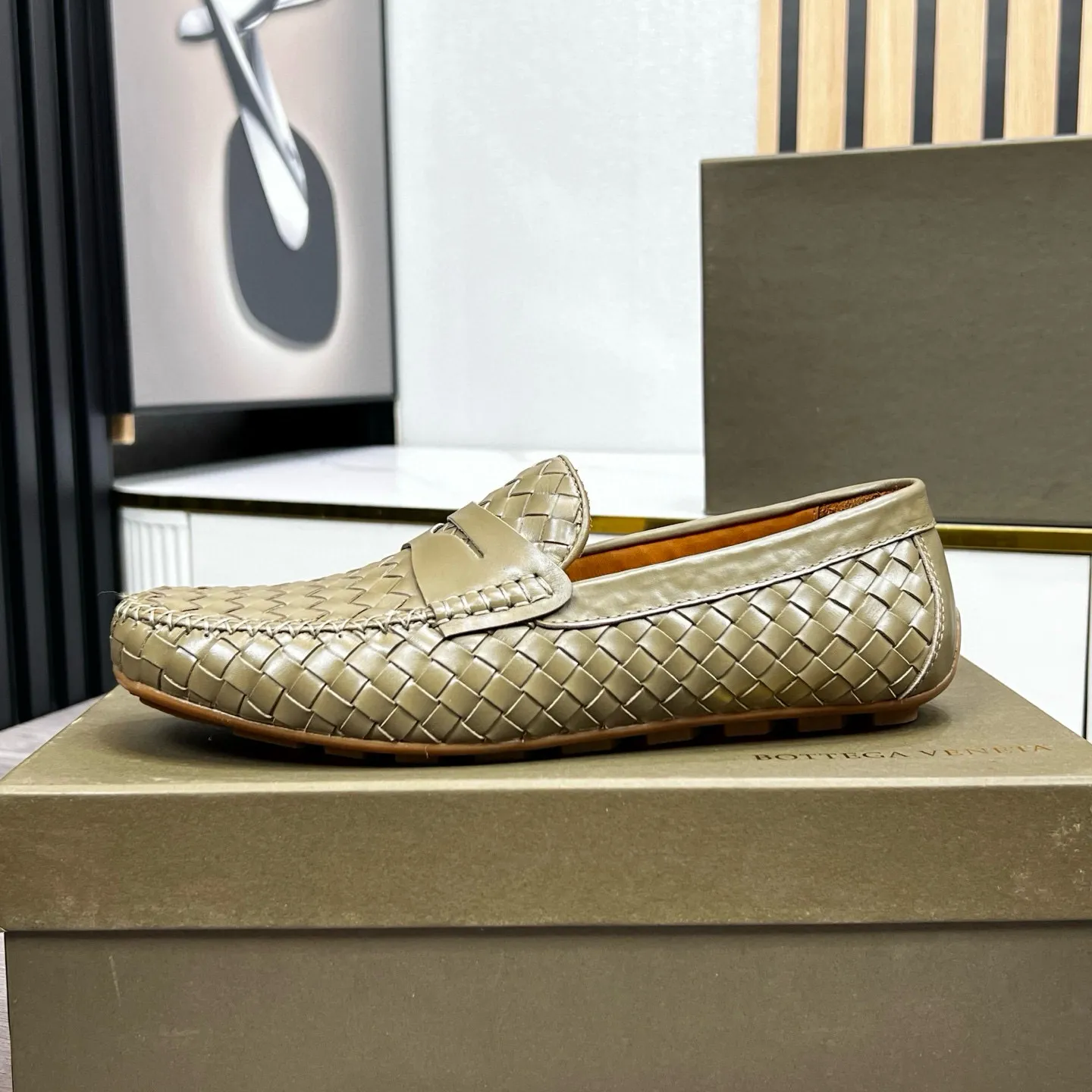 Ex-factory price 500 BV〰️Handmade classic men's leather shoes, Doudou shoes👉👉driving shoes, slip-on shoes, made of imported cowhide woven from Italy, 💕water-dyed cowhide lining, 🔊original outsole, waterproof platform design, comfortable on the feet. A good choice for traveling and driving, two colors available, code number: 38-44, (45 can be customized)